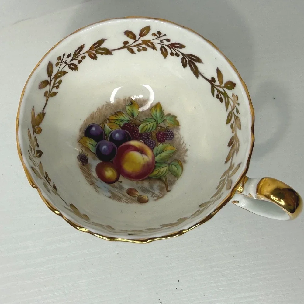 Aynsley Fine English Bone China Teacup Green Gold Leaf Fruit Scene Numbered